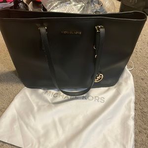 Michael Kors large shoulder tote
